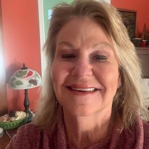 Meet your Posher, Melanie